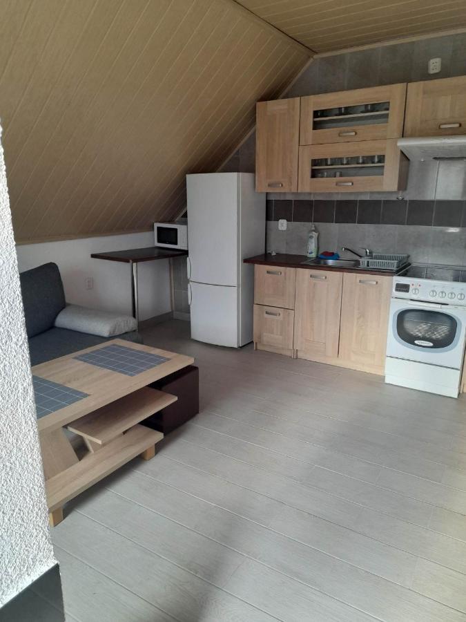 Mieszkanie B Lowiczki Zator Exterior foto